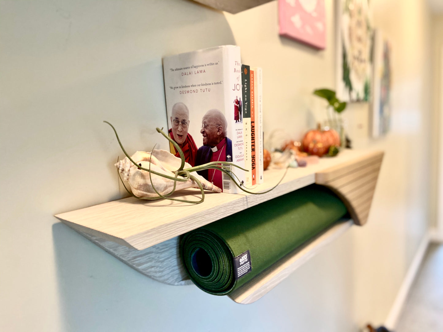 Yoga Shelf