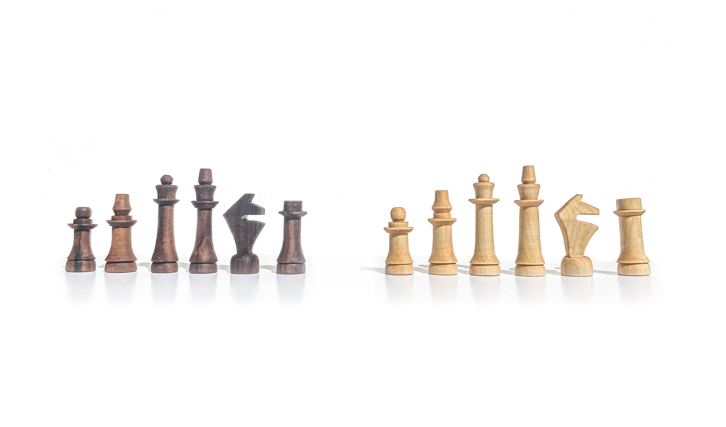 Traditional Hardwood Chess Set - Board and Pieces