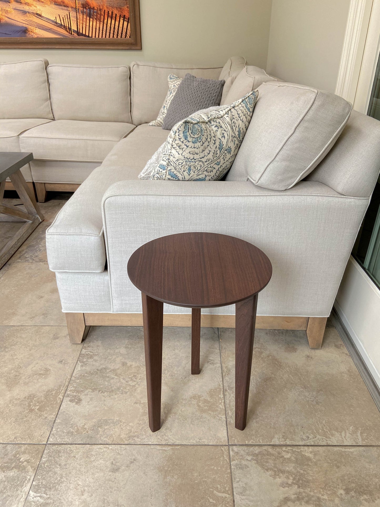 Walnut Side Table (Chocolate)